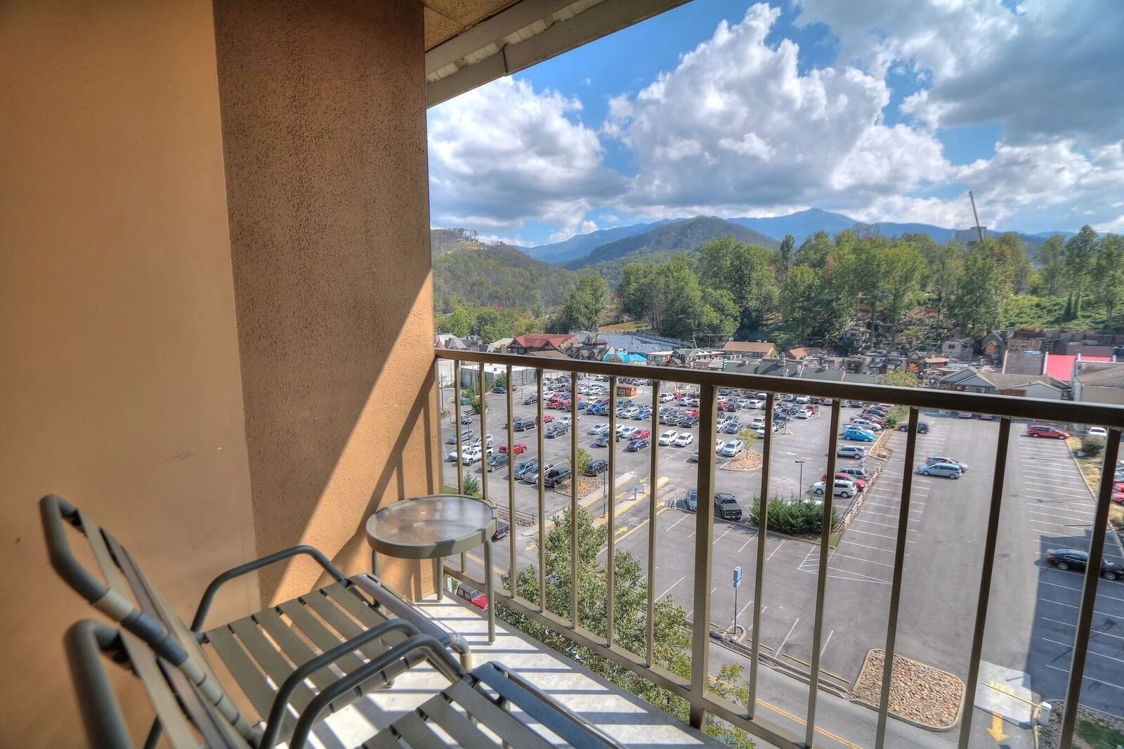 Top 4 Things You Will Love About The Location Of Our Downtown Gatlinburg Hotel
