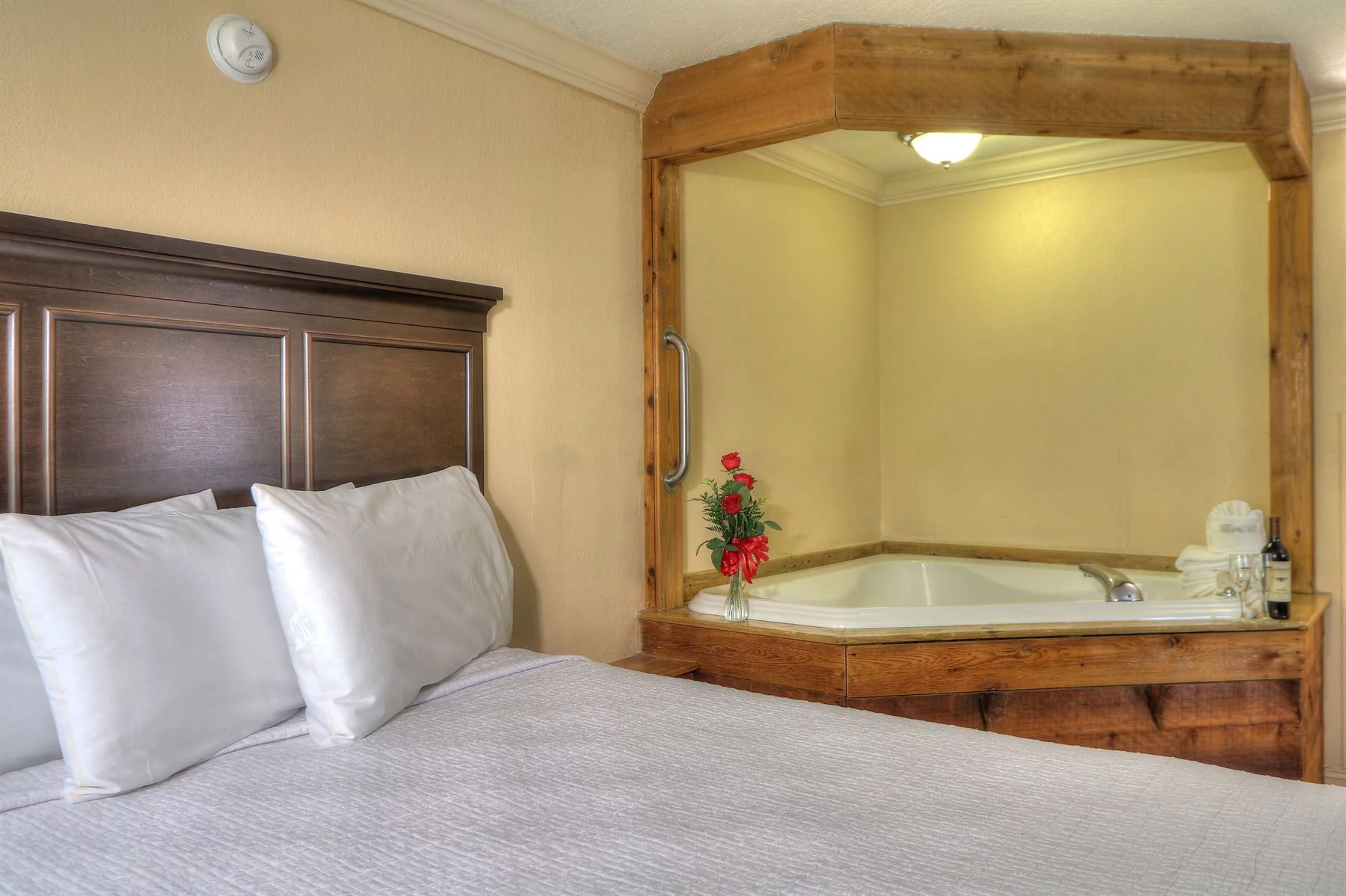 Jetted Tub Room