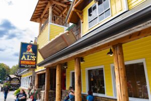 Outside Over Easy Al's