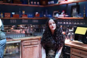 EmiSunshine in video shoot